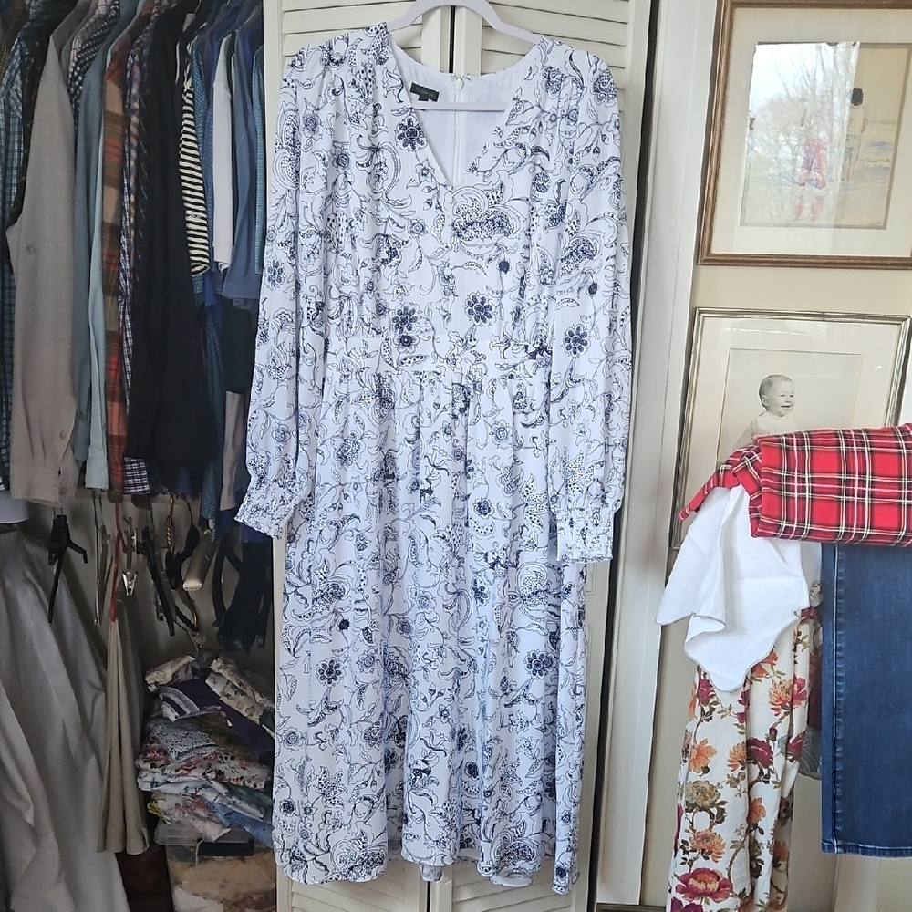 Fun V-neck Dress